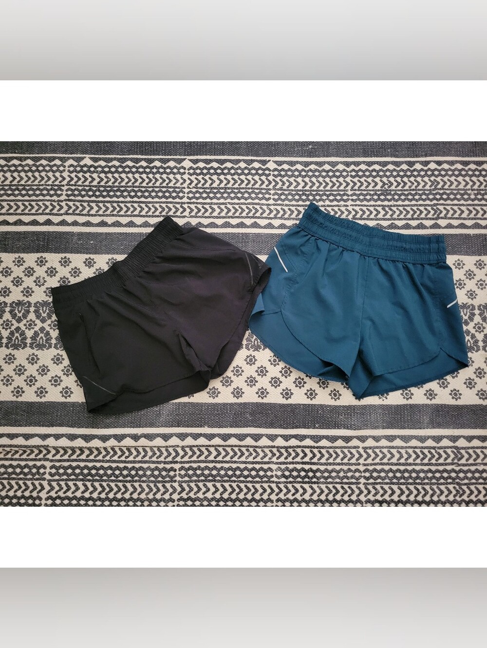 Bundle X2 All In Motion Mini Short Size Xs Black And Teal